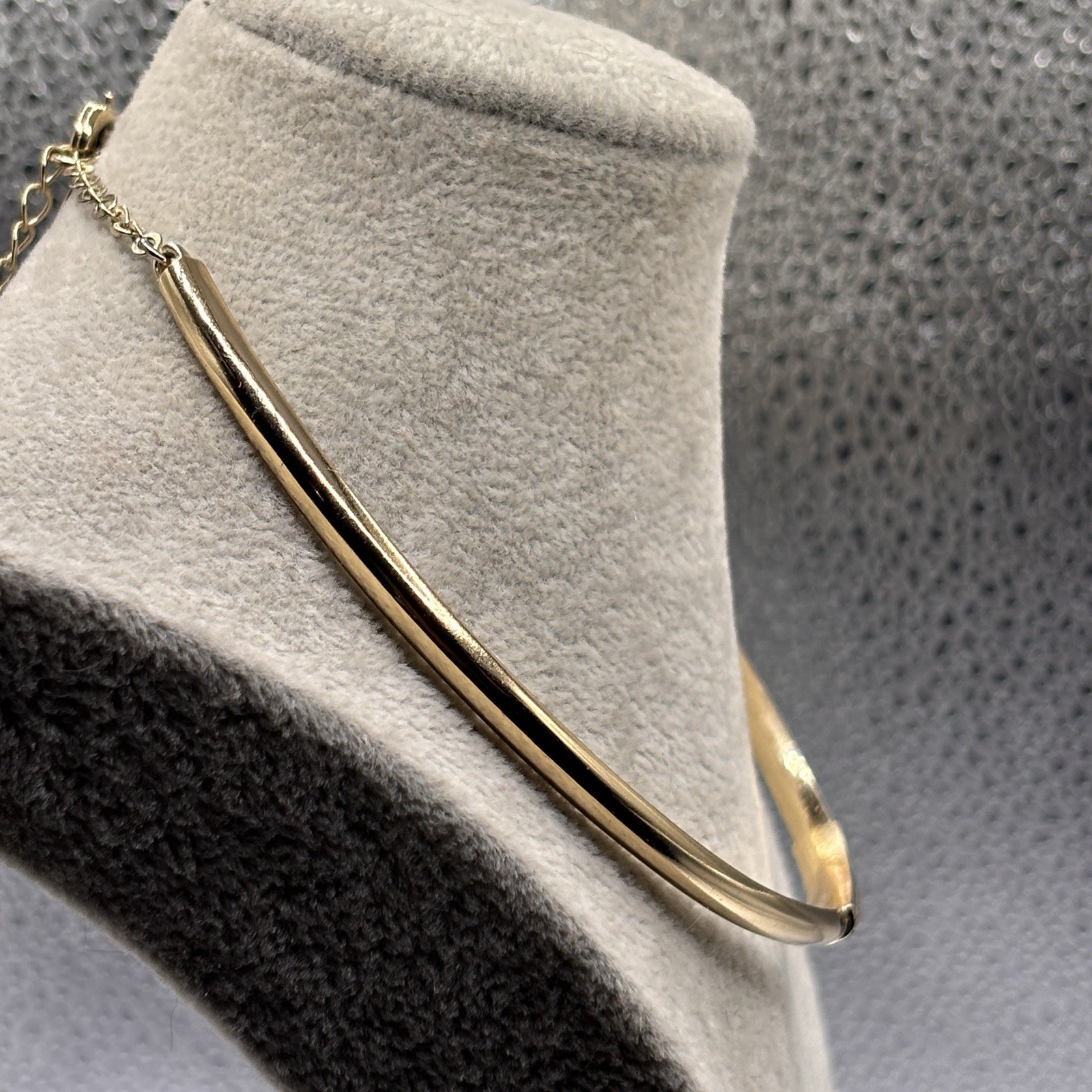 “The Limited” Small Gold Tone Torque Choker With Clear Crystals Trendy Adjusts