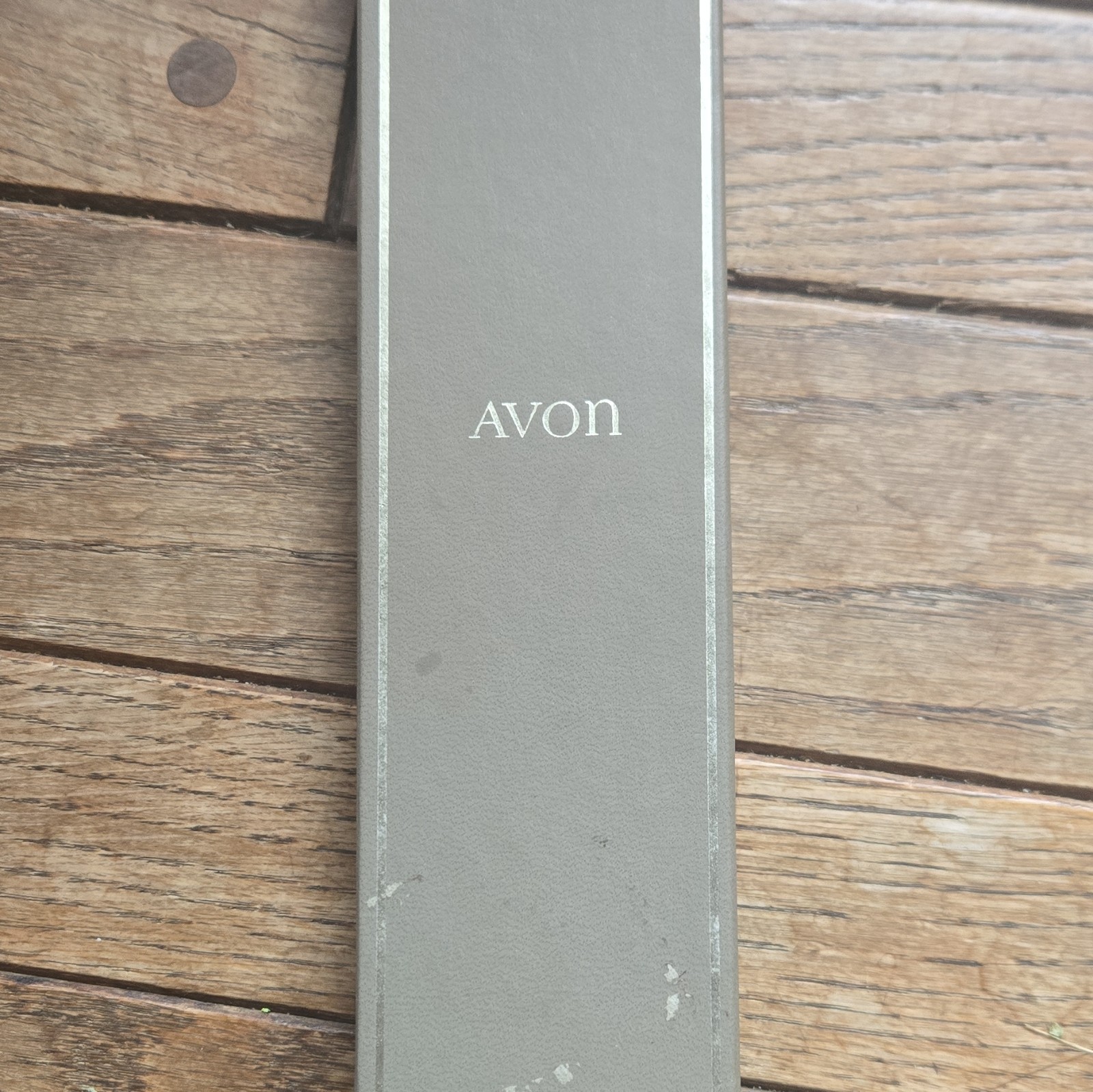 Avon Signed Gold Tone Cable Chain Necklace Perfume Oval Pendant Egg Plant