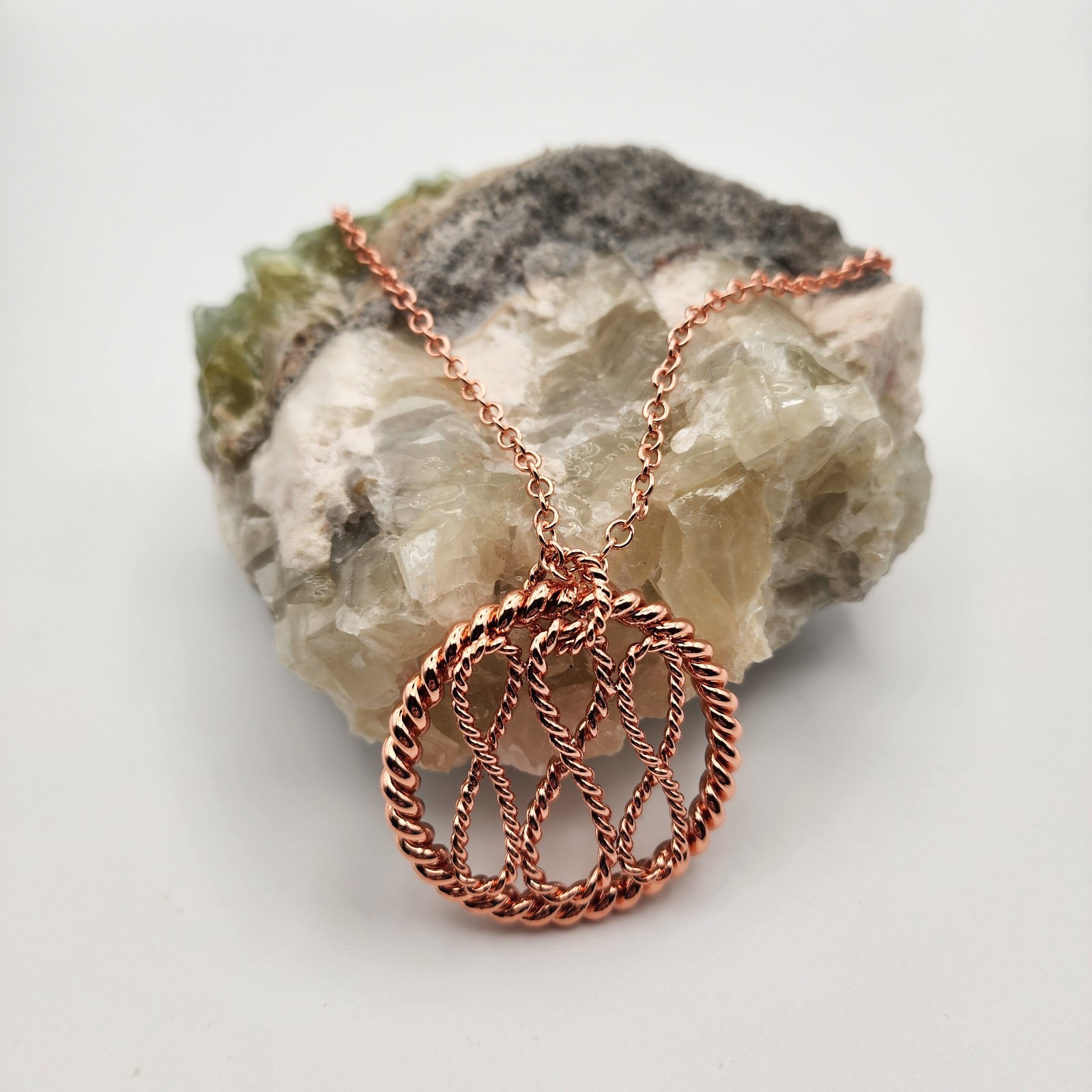 Tri-Infinity Tensor Ring Copper Pendant – 144 Hz Frequency, Pure Copper Chain
