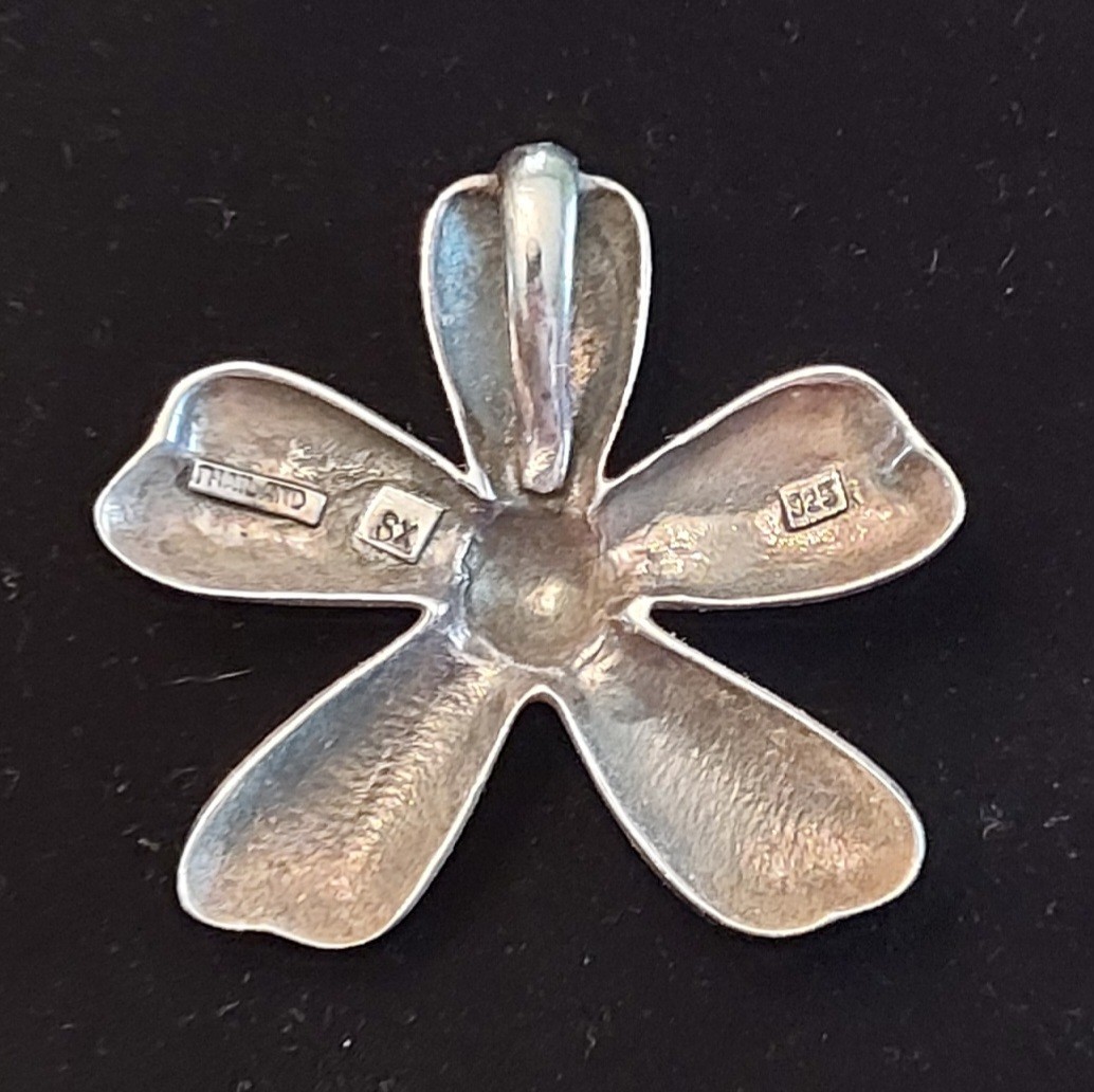 Silpada .925 Silver Daisy Flower Pendant 8grams 1 3/8″D Thailand Sterling Boho