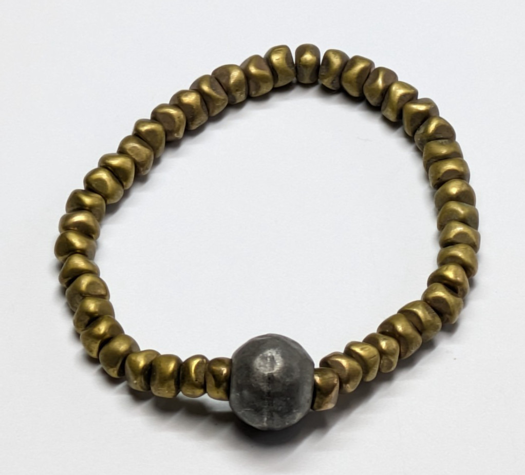 Hammered Brutalist Brass & Silver Tone Beaded Stretch Bracelet 1/2″ Wide Heavy