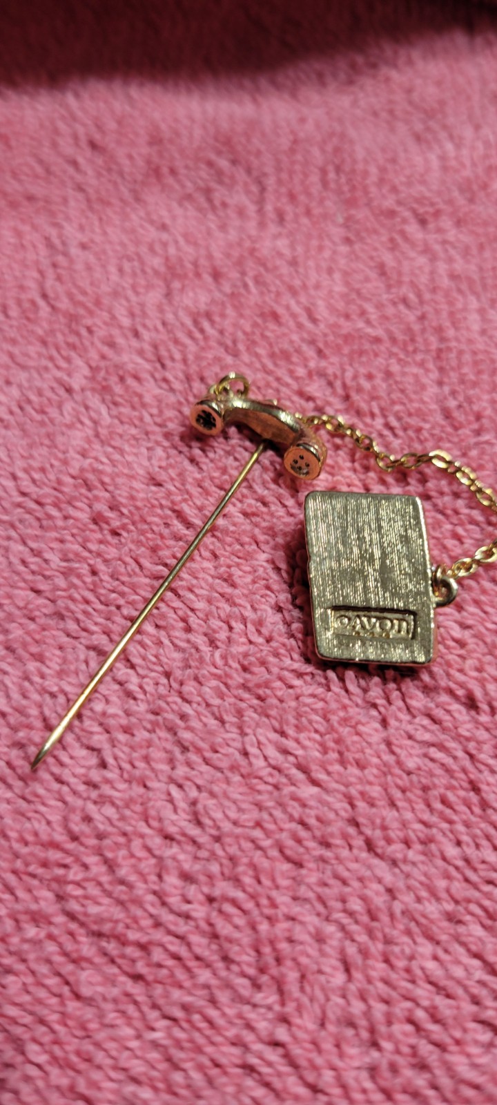 Avon Young Reflections Telephone Pin Gold Tone Chain With Original Box