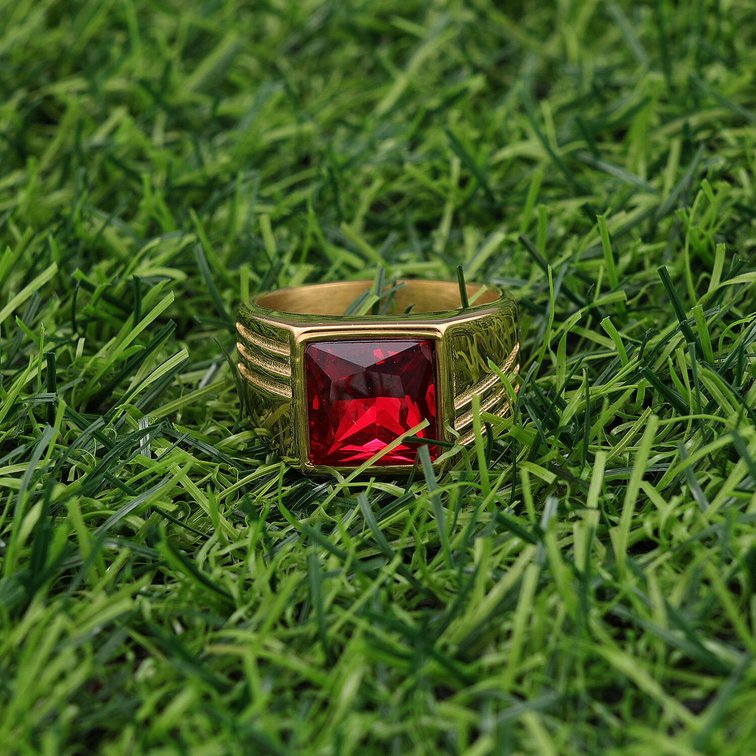 MEN’s Women Stainless Steel Silver/Gold Plated Red Color Ring Size 7-13