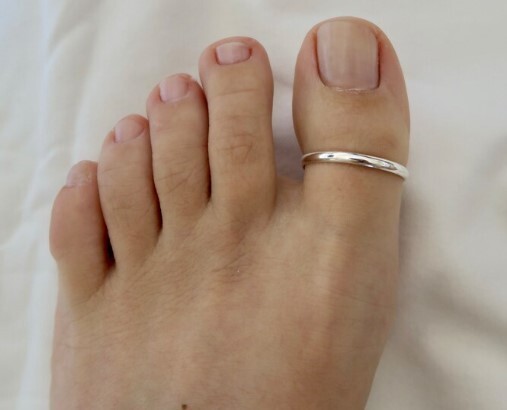 Solid Metal 925 Silver Women’s Big Adjustable Band Toe Ring White Gold Plated