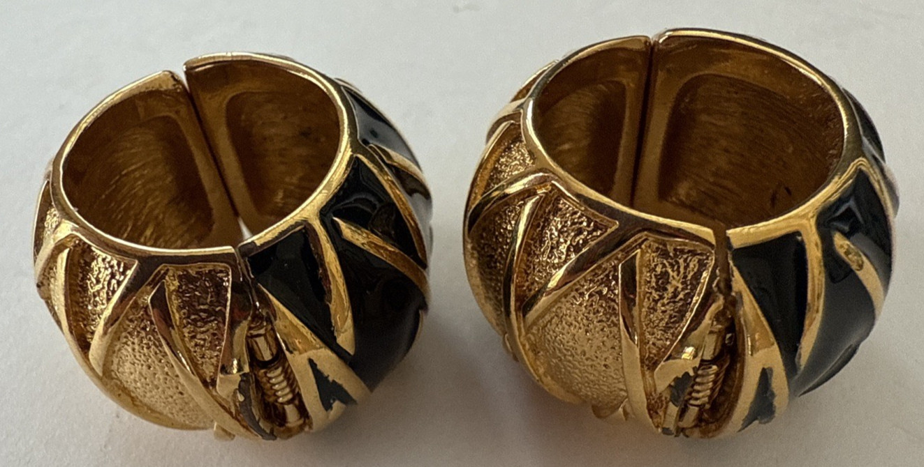 Vintage St John Hinged Enamel Hoop Earrings Gold Tone None Pierced