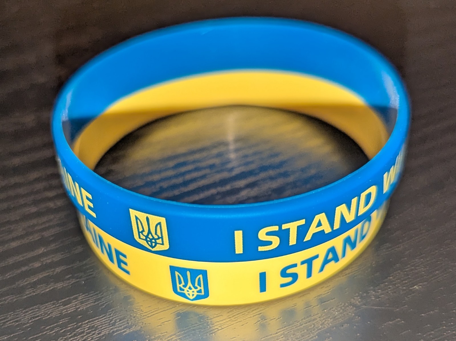 I STAND WITH UKRAINE Silicone Wrist Band Bracelet Wristband Set of 2 BLUE YELLOW