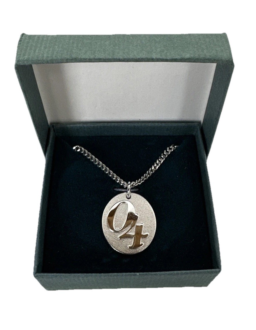 Jostens Sterling Silver 04 Pendant Necklace Grads From 2004
