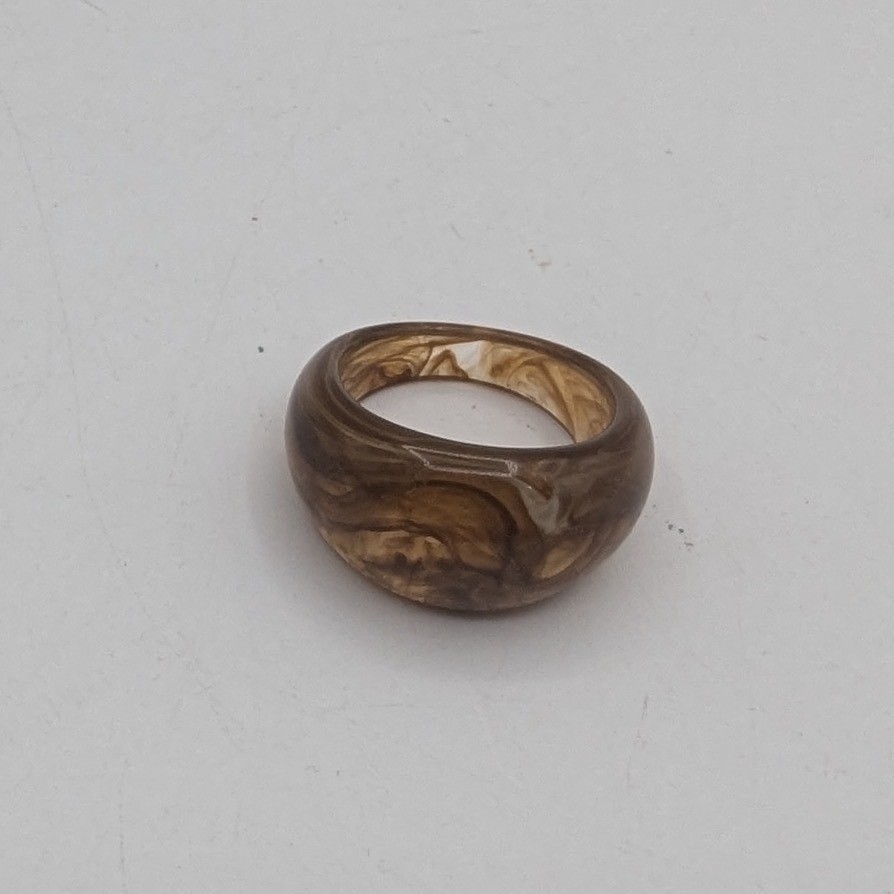 Chunky Brown Marbled Resin Dome Statement Ring Size 7.5 Retro Acrylic Jewelry