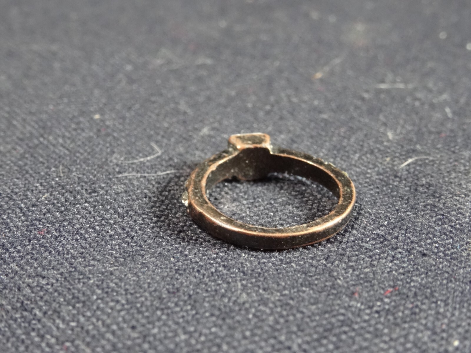 (MJS 3) Vintage Gold Tone and White Sparkly Ring, Size 4.25 or 4.5
