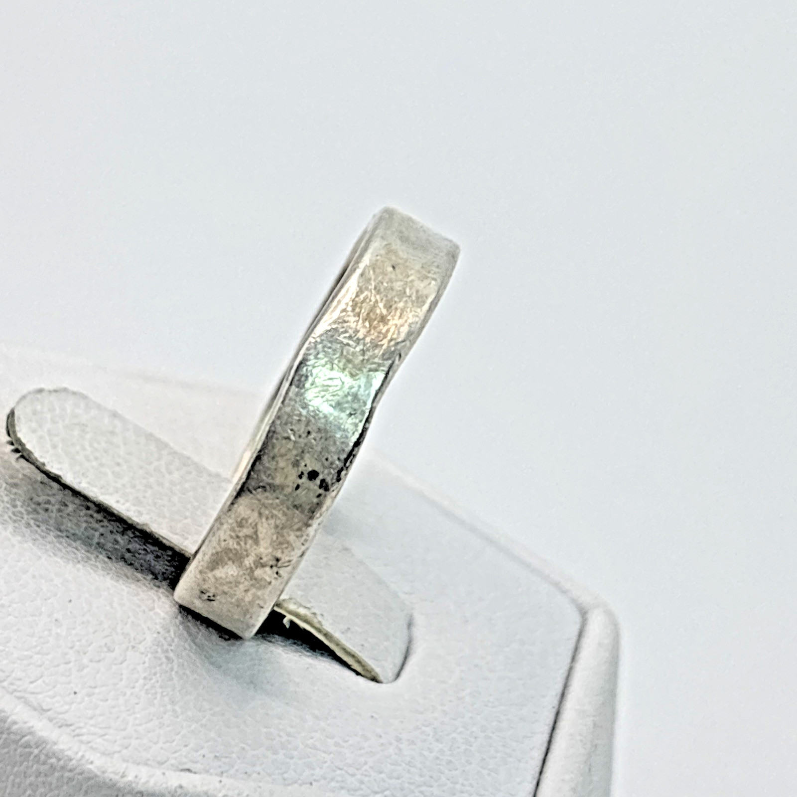 STUNNING .925 Vintage Sterling Silver Estate Ring Size 8.75