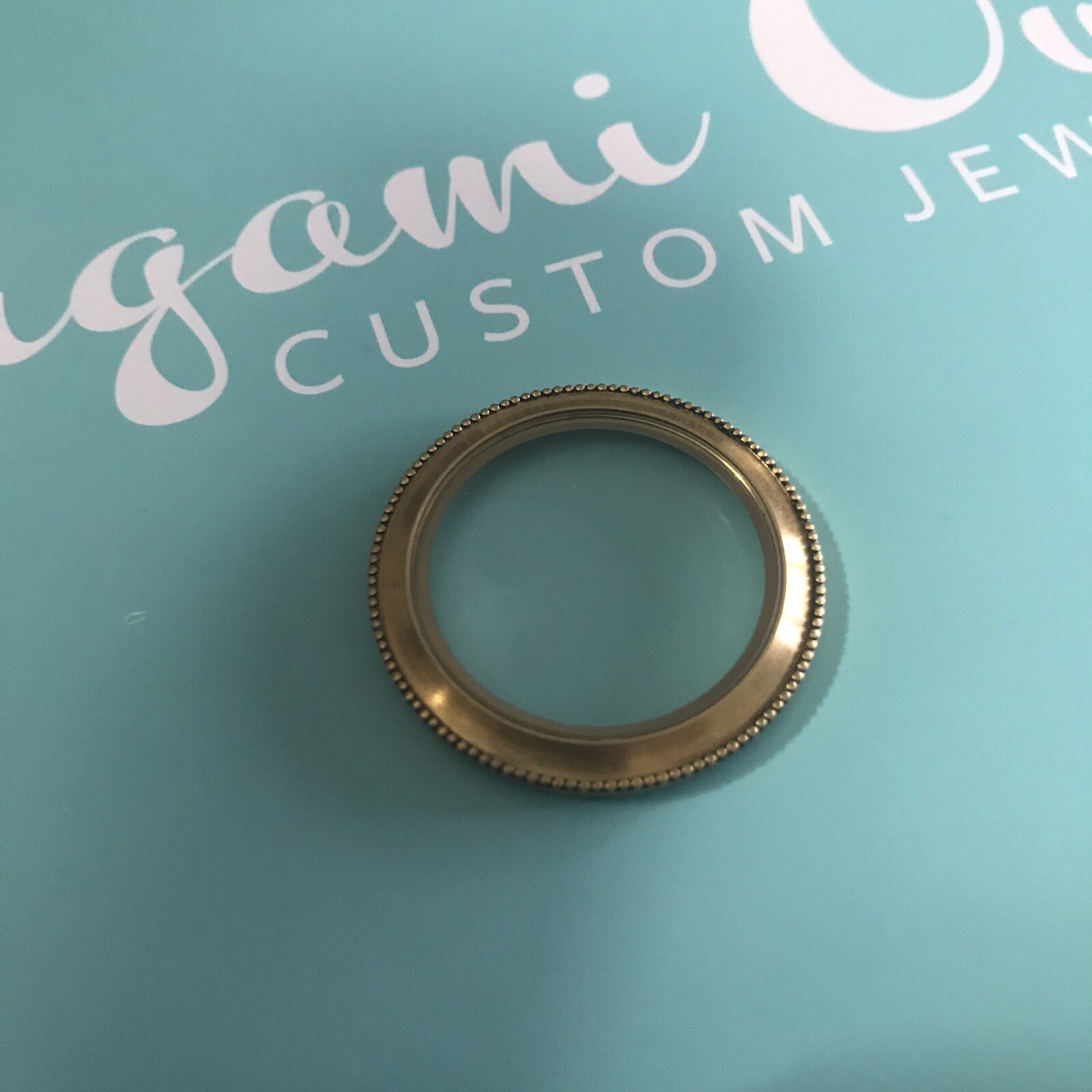 Authentic Origami Owl Large Gold Heirloom Twist Locket Face “New”