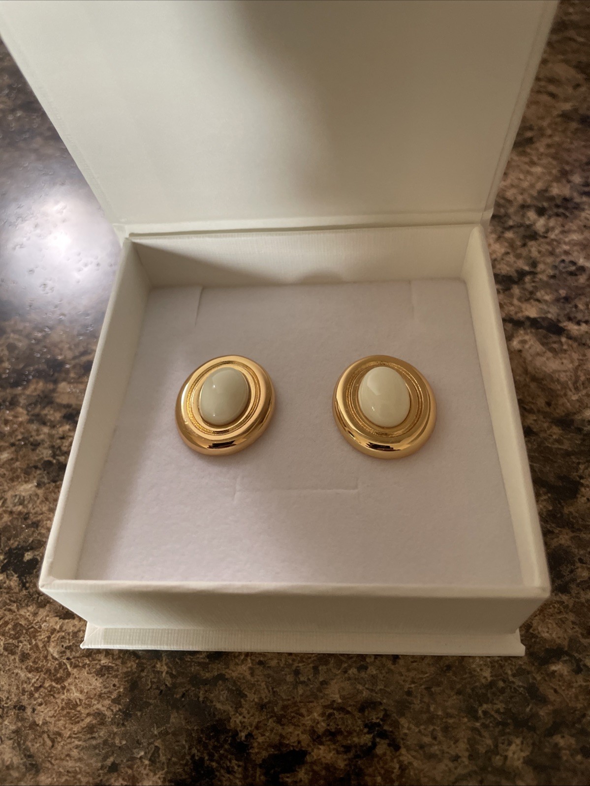 NEW 18K GOLD PVD PLATED STAINLESS STEEL WITH SOFT CREAM ENAMEL