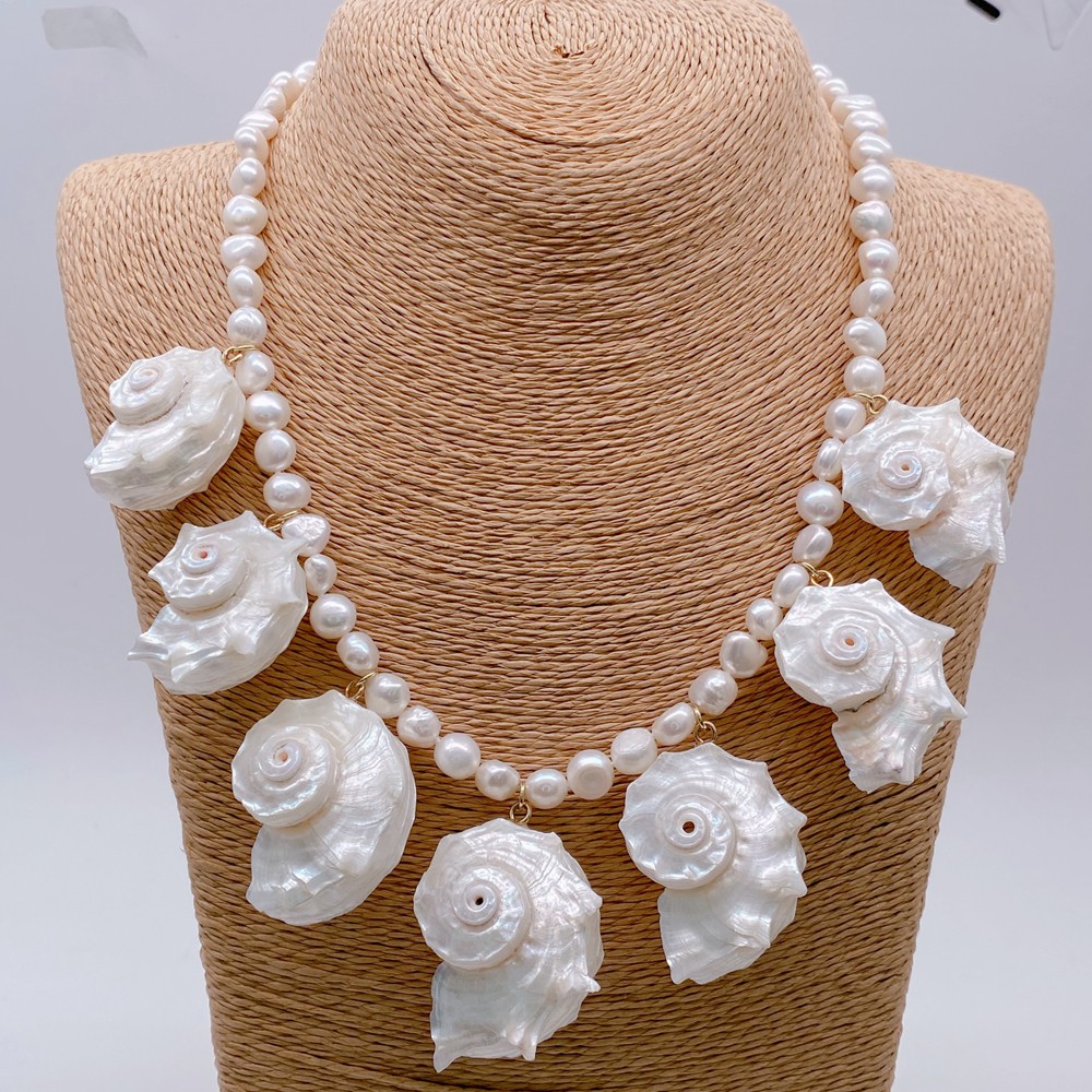 White Baroque Pearl Conch Shell Pendant Statement Necklace Women Collar Jewelry