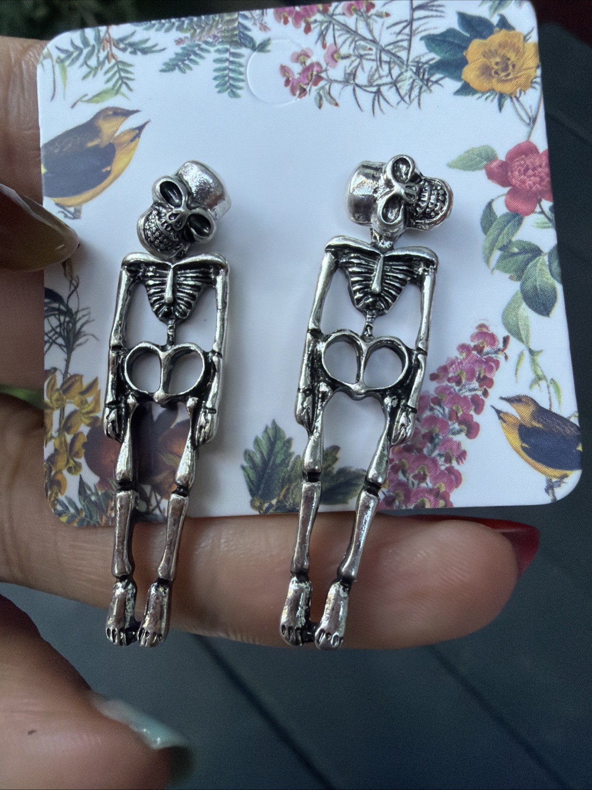 Niche art personality unique simple masked earrings