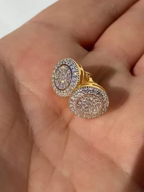 Pretty Halo Stud Earring In Round Cut Simulated Diamond 14k Yellow Gold Plated