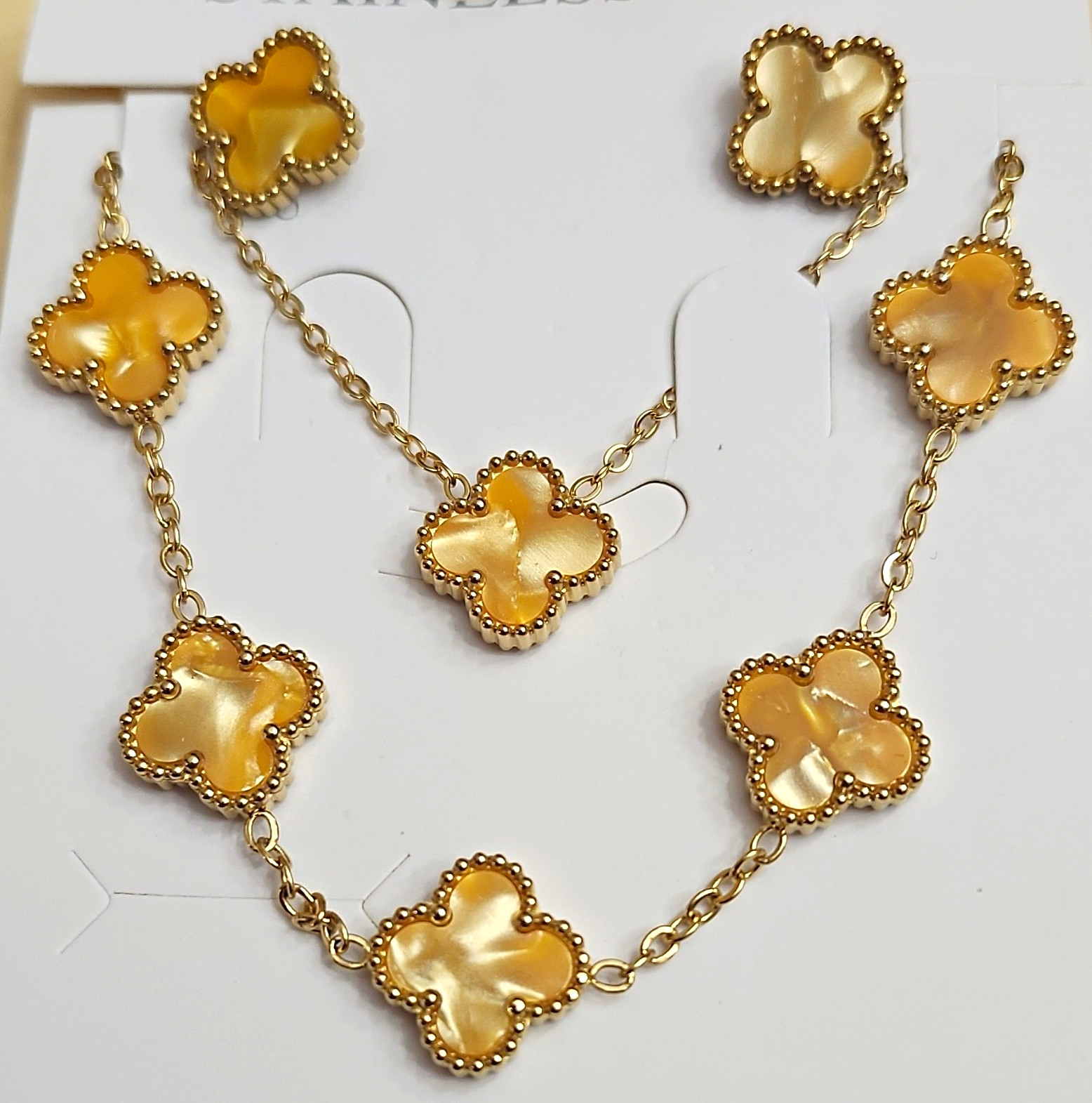 18 K Yellow Gold Plated Clover Charm Necklace & Earrings Jewelry 3 Piece Set –