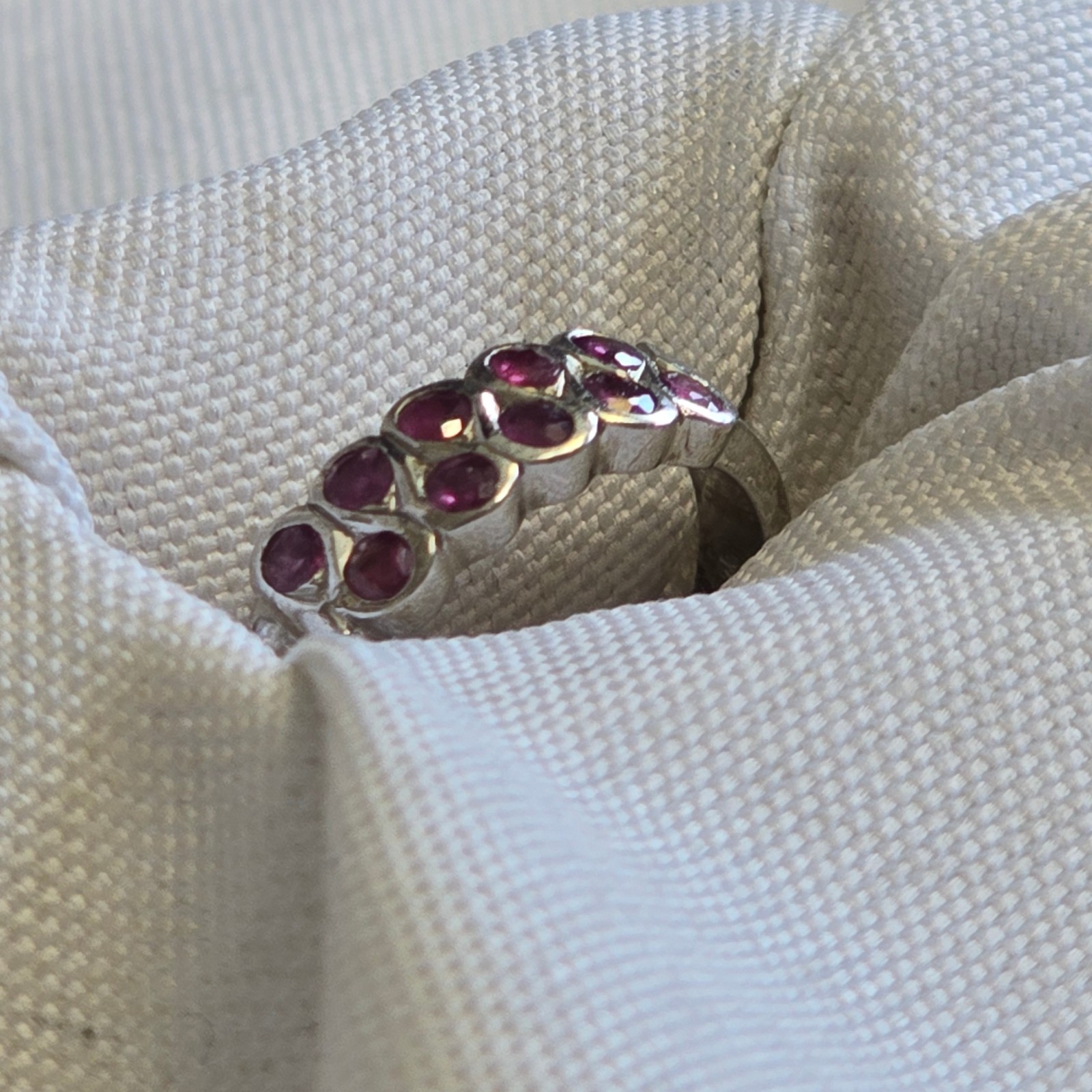 Sterling Silver Ring 2.9g Fine Jewelry Size 6.5 Ruby Color *READ*