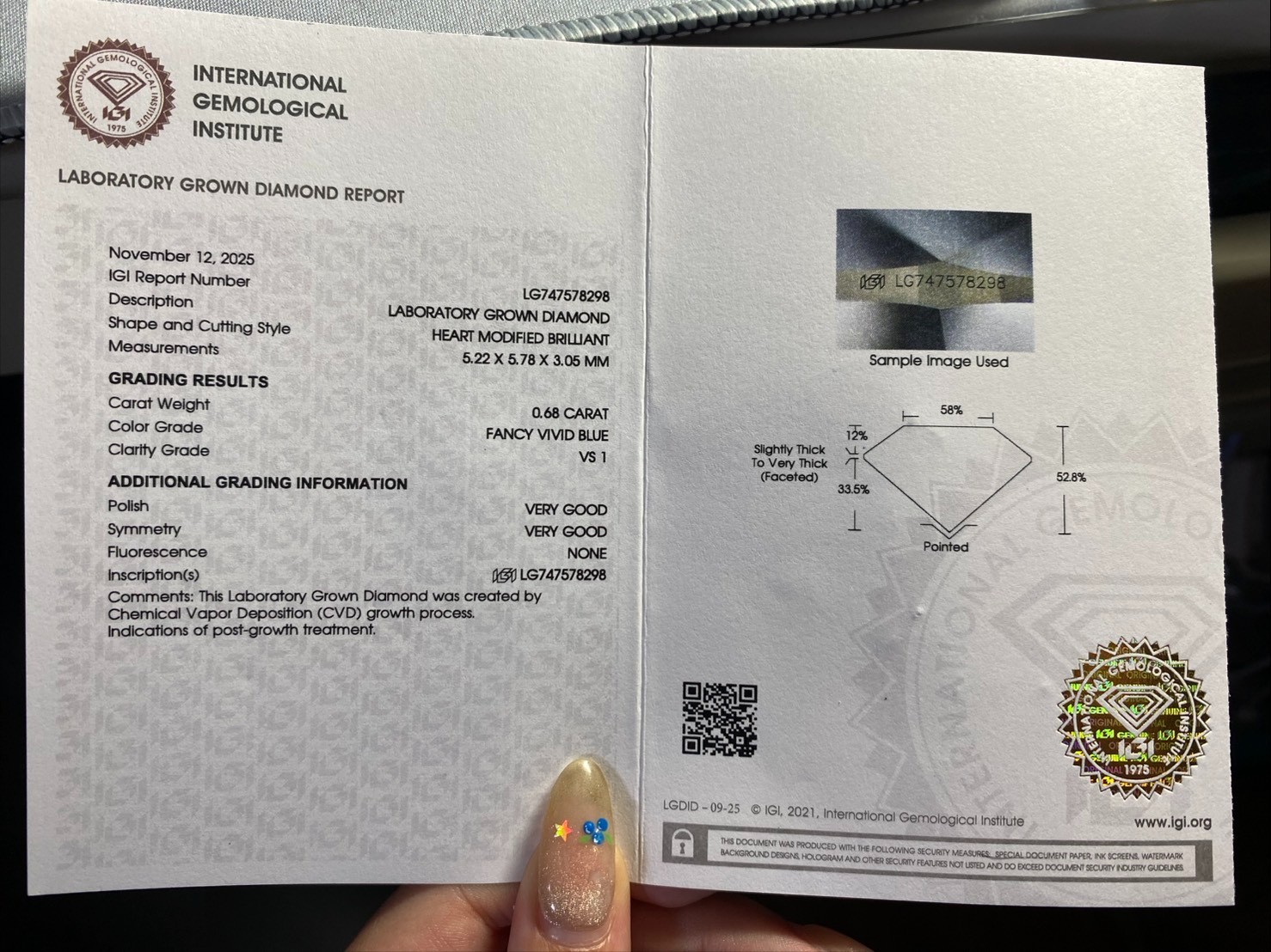[jerseychou] Lab-Grown Diamond , 0.68ct , Fancy Vivid Blue , VS1 , IGI