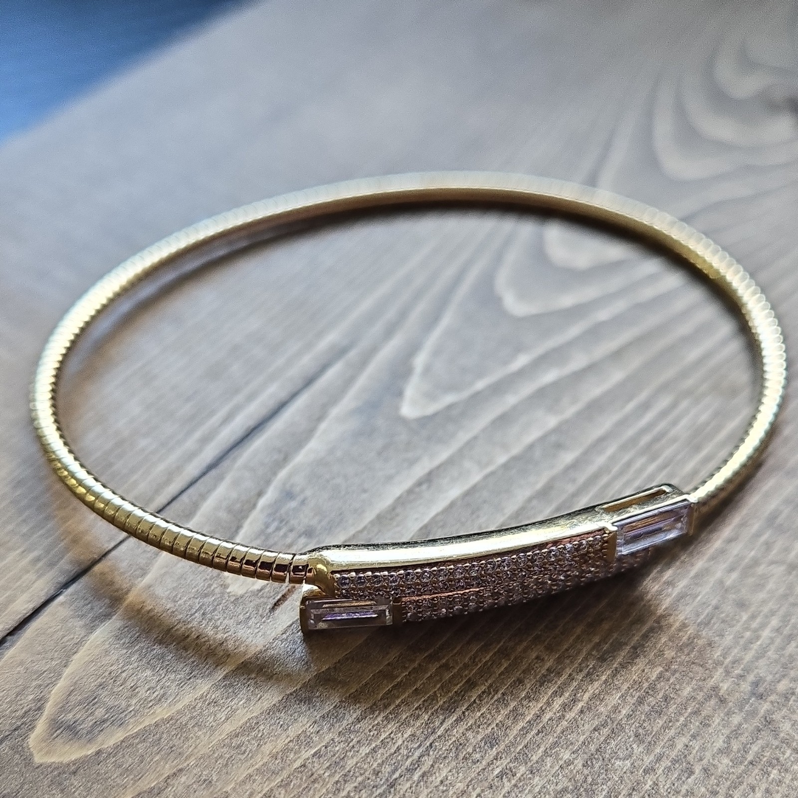 Nadri Signed Gold Tone Hinged Bangle Bracelet White Baguette Crystal Pavé