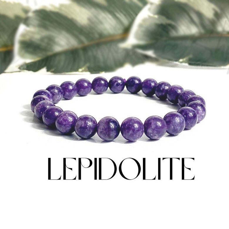 Lepidolite Crystal 8mm Beaded Healing Balance Reiki Women Stretch Bracelet Gift