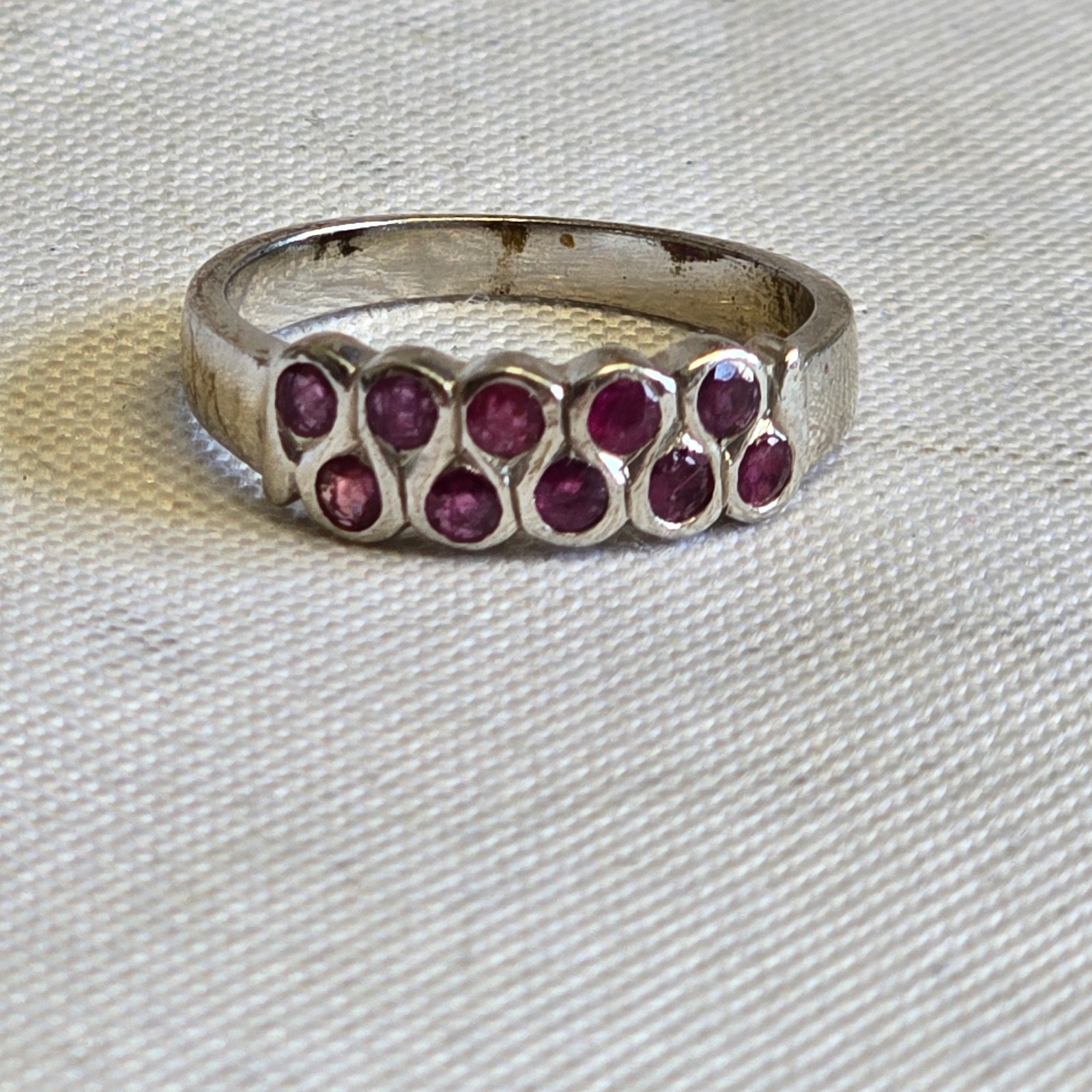 Sterling Silver Ring 2.9g Fine Jewelry Size 6.5 Ruby Color *READ*