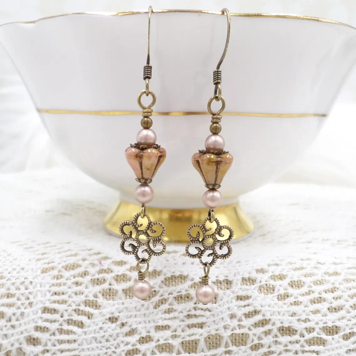 Victorian Style Brass Filigree Blush Pink Flower & Pearl Necklace Set