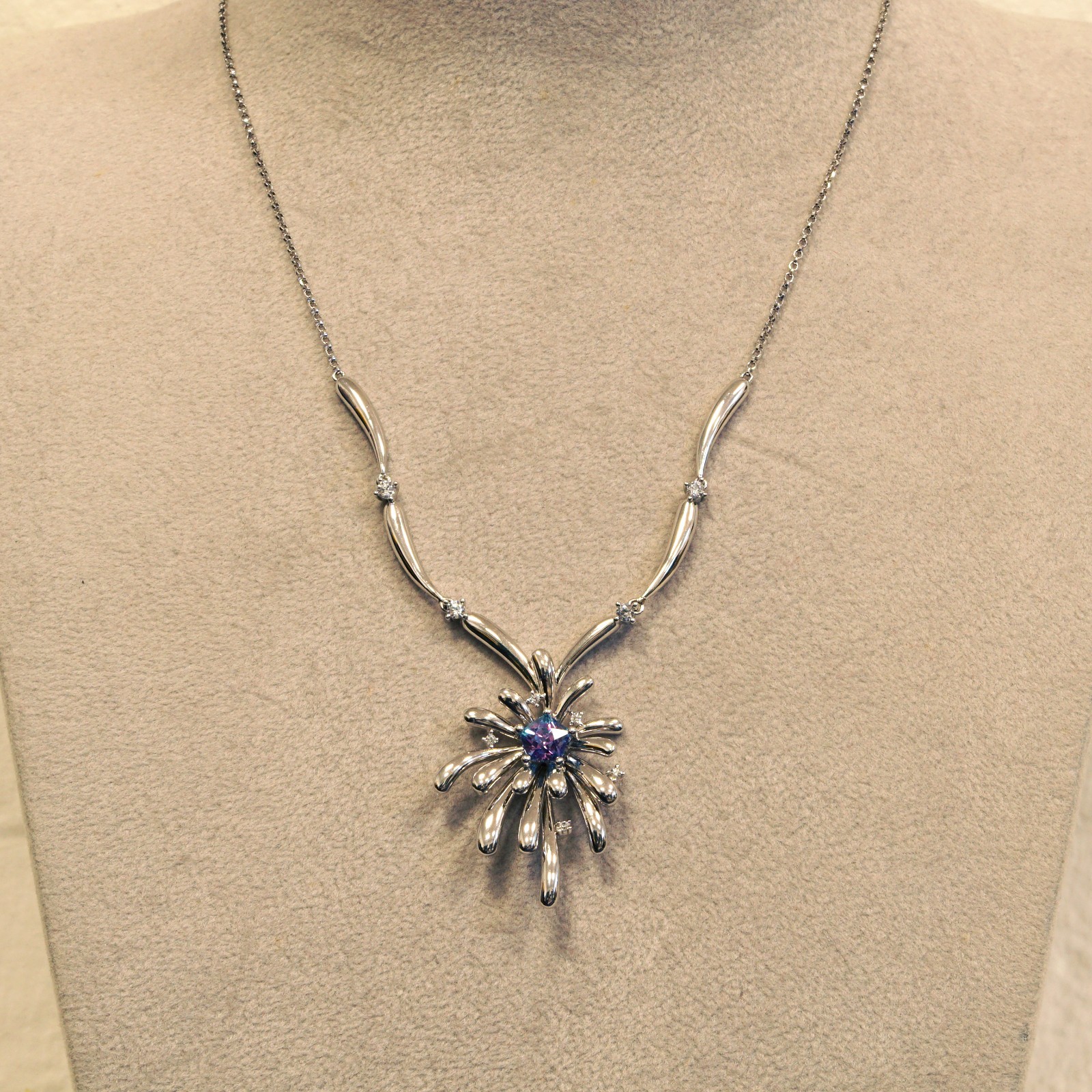 Crosette Necklace Set With Bi‑Colour CZ – Sterling Silver – Carpe Diem – Fei Liu