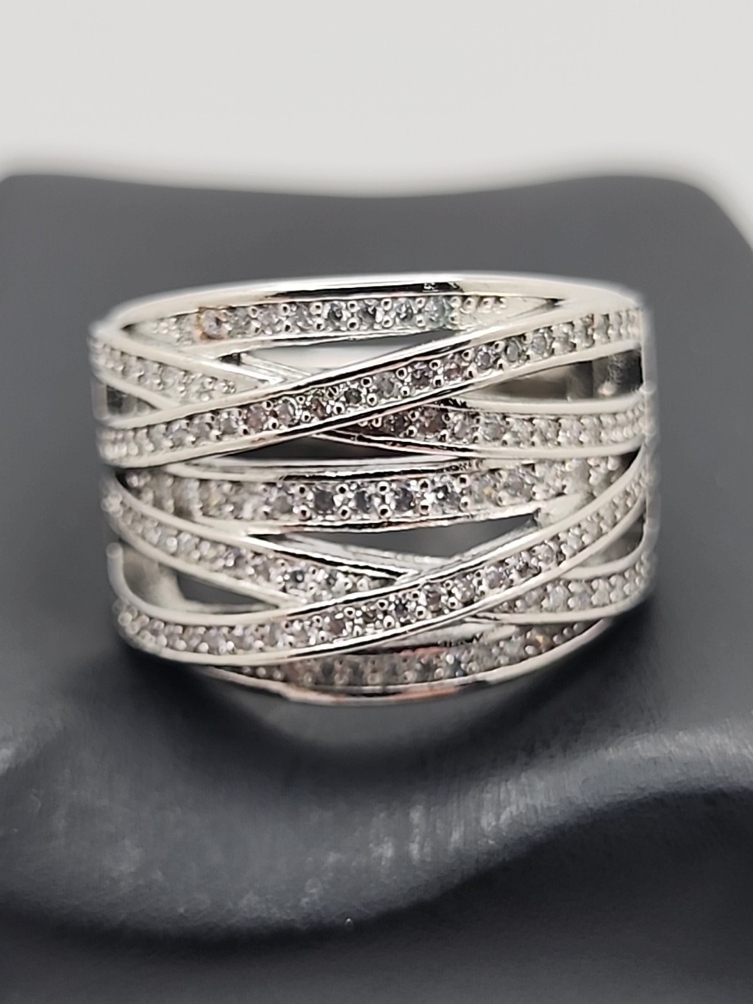 Platinum Plated CZ Crisscross Wide Band Statement Ring Womens Size 6.5