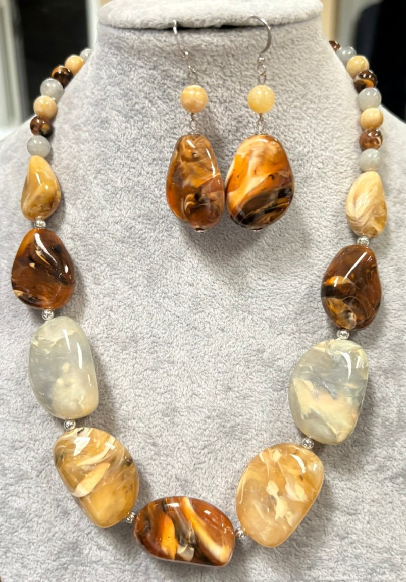 Multi brown And Cream Natural Colors Lucite Bead Necklace Earring set