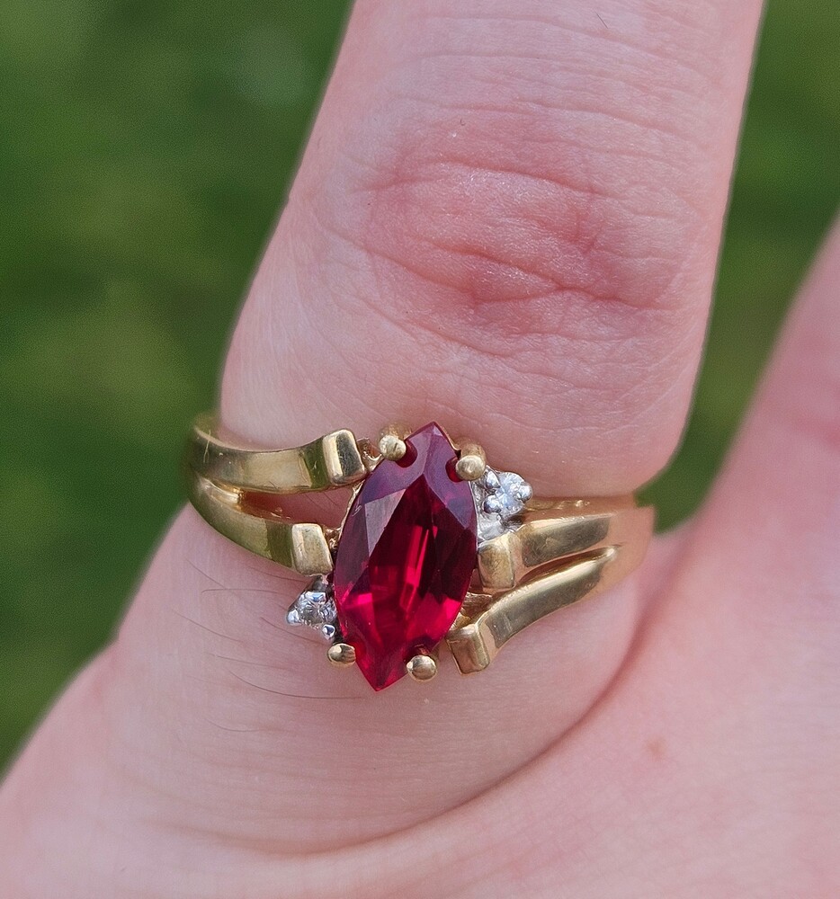 10K Yellow Gold Marquise Ruby Diamond Cocktail Split Shank Ring Size 6.25