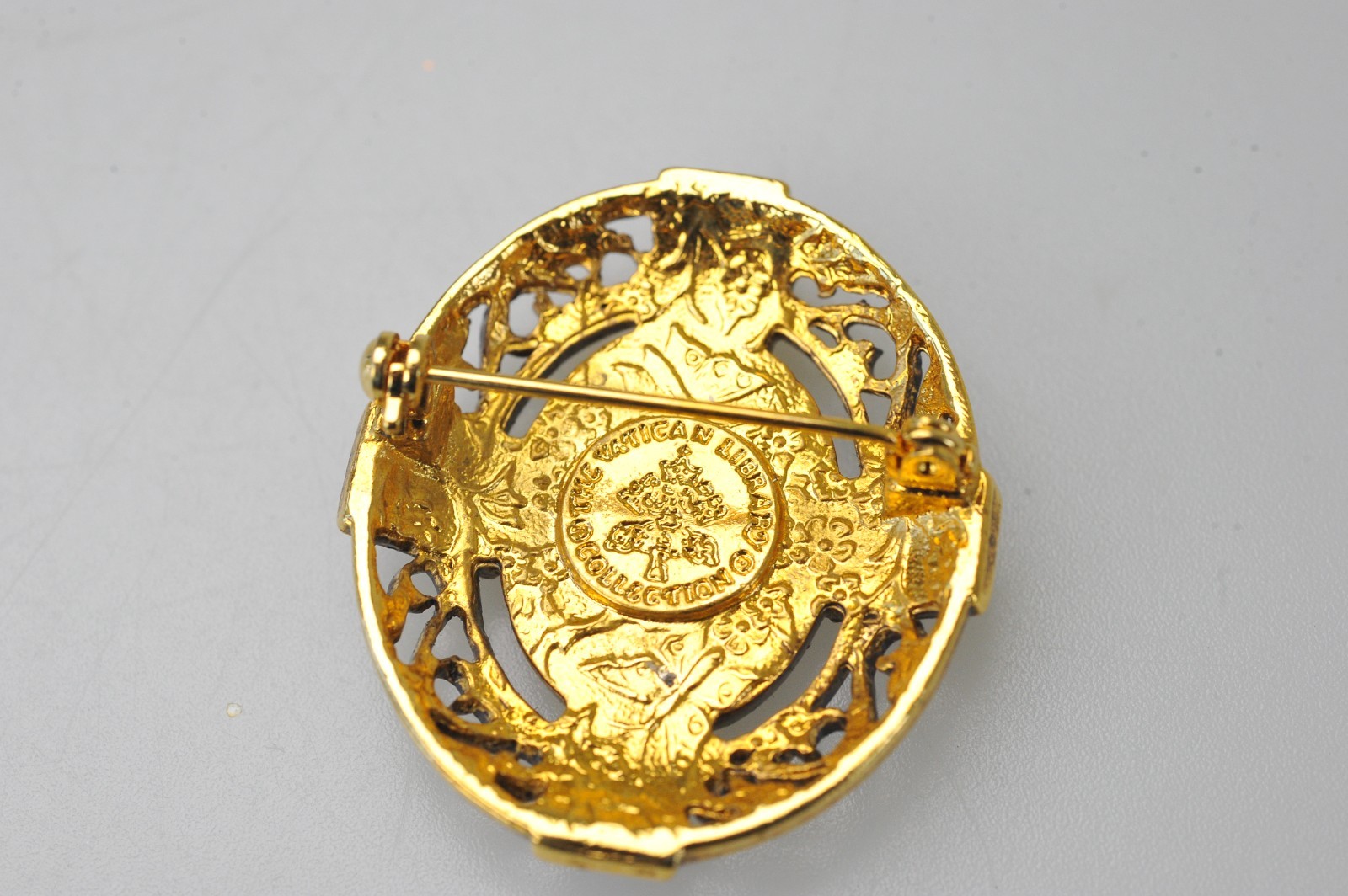 Brooch Mary Vatican Library Collection Gold tone rhinestone signed SA25