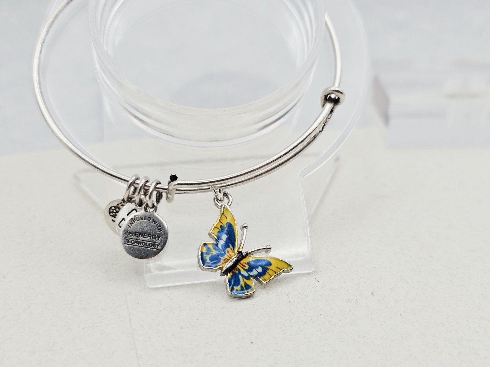 Alex Ani Silver Bracelet With Yellow Butterfly 🦋 🦋 Generic Metal Charm ✨️