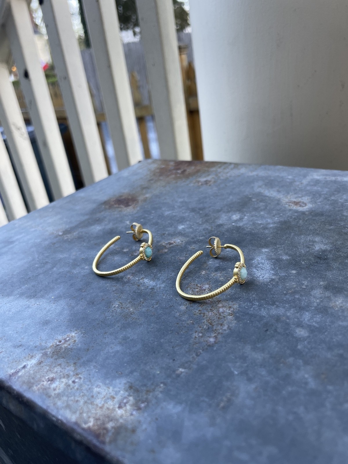 Freida Rothman gem-cut blue gemstone 18k gold-plated Hoop Earrings