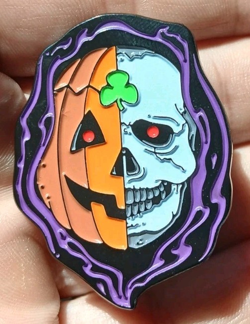 Halloween 3 III Season Of The Witch Shamrock Novelties Custom ENAMEL PIN Horror