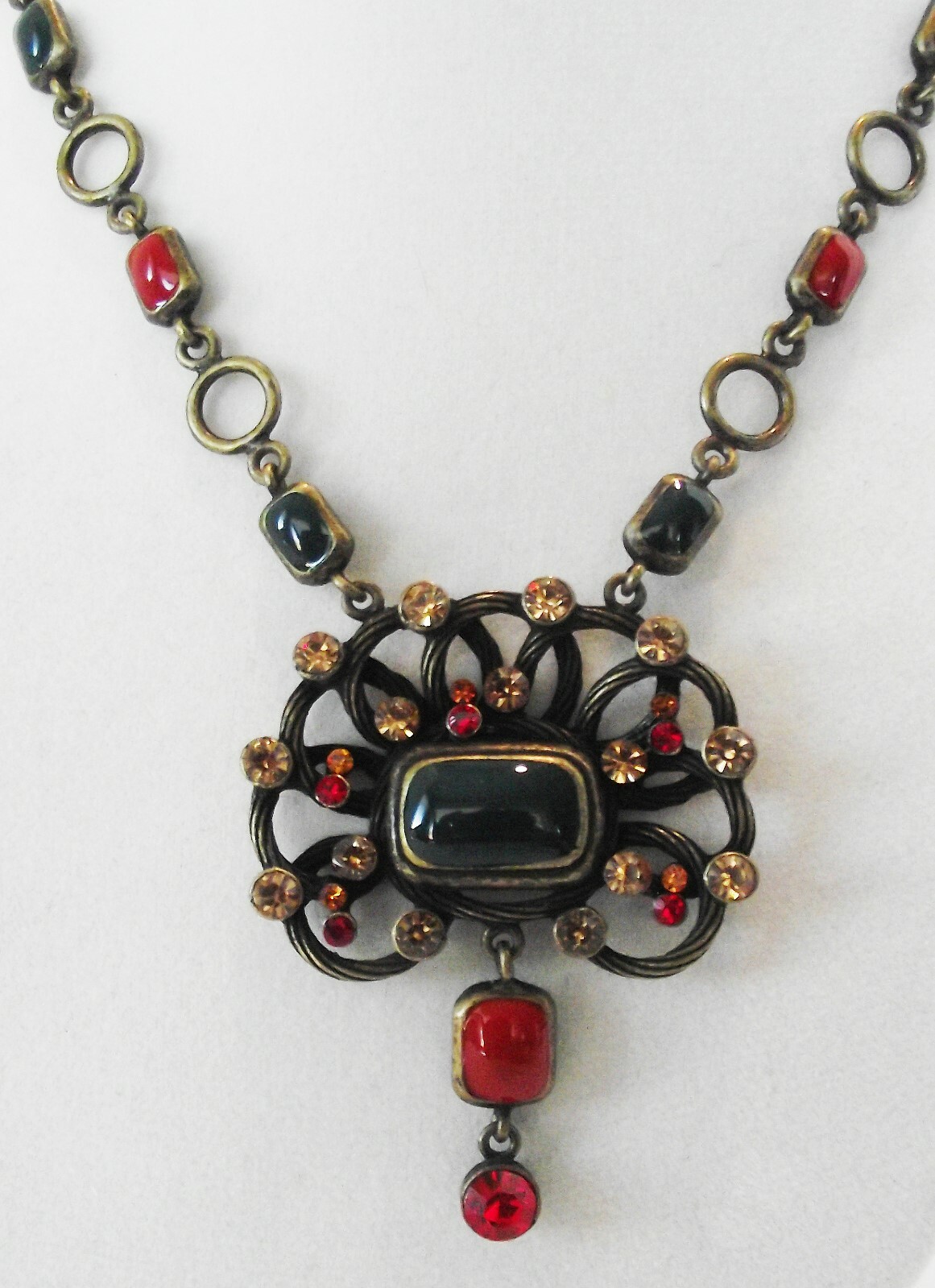 CC 18 in RED GREEN ENAMEL GOLD CRYSTAL FLORAL NECKLACE EARRINGS JEWELRY SET NEW