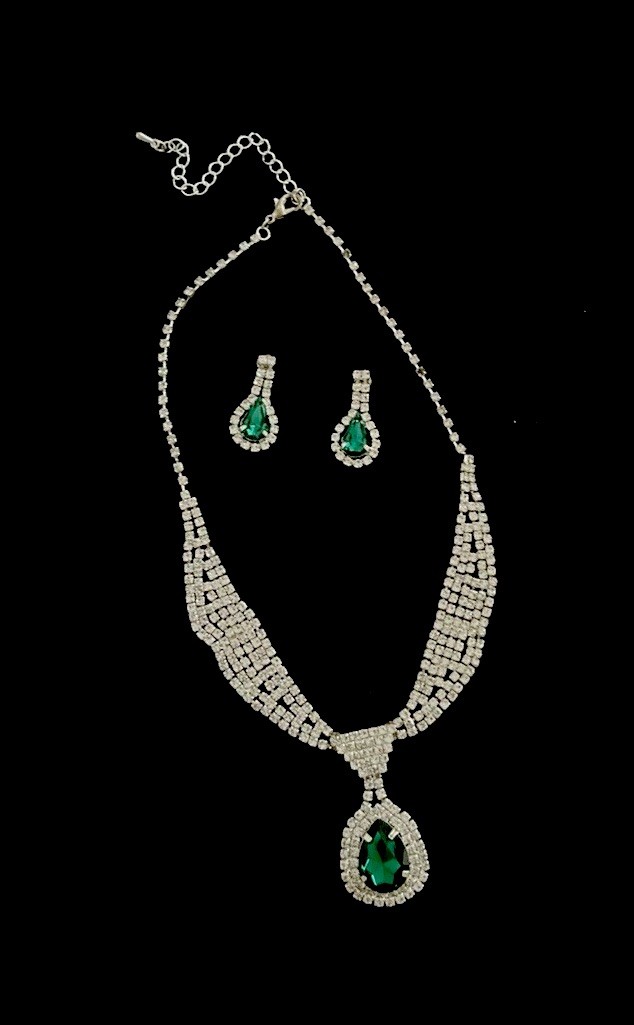Green Clear Crystal Rhinestone Silver Tone Pendant Necklace Earring Set