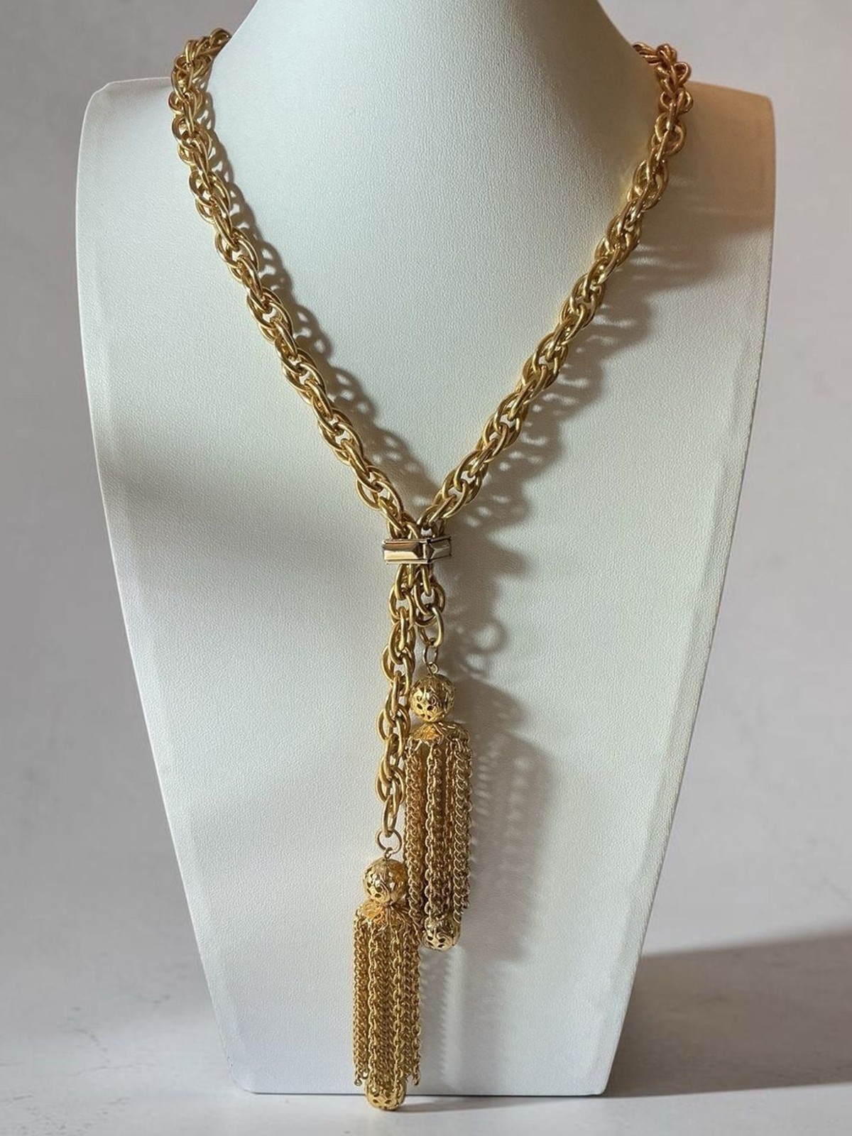 Gold Tone Chain Lariat Necklace Filigree Ball Tassel Pendant