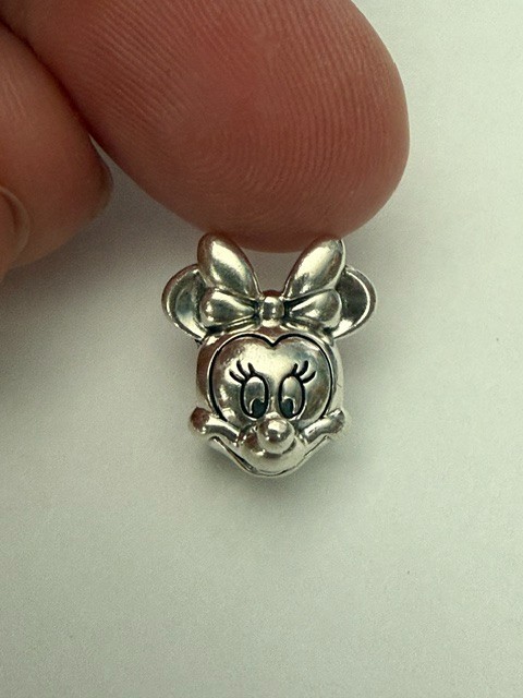 Pandora Disney MINNIE MOUSE PORTRAIT Charm Face/Head Bead #791587 – 925 Sterling