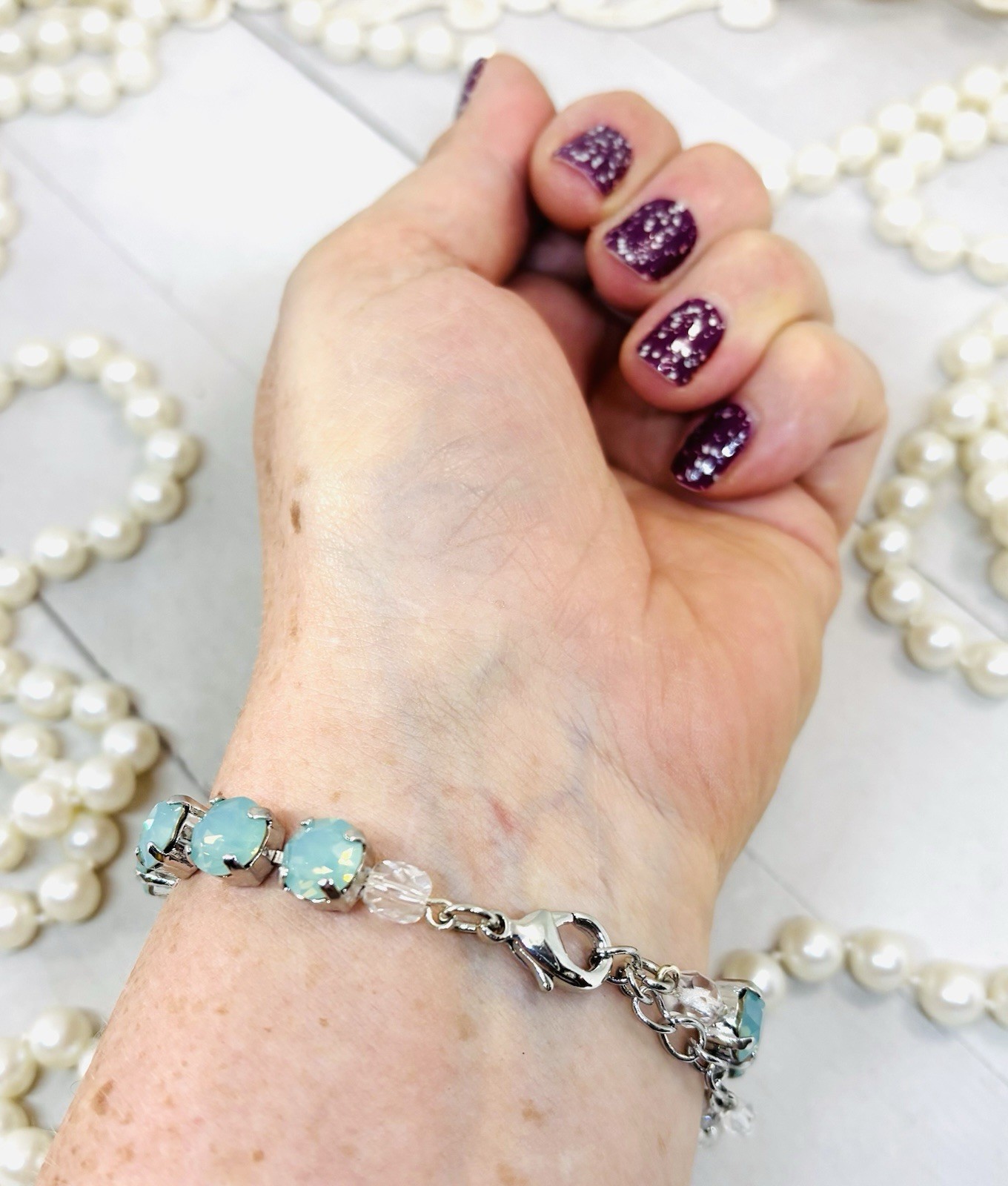 8mm Shiny Silver Plated Mint Green Pacific Opal Cup Chain Bracelet