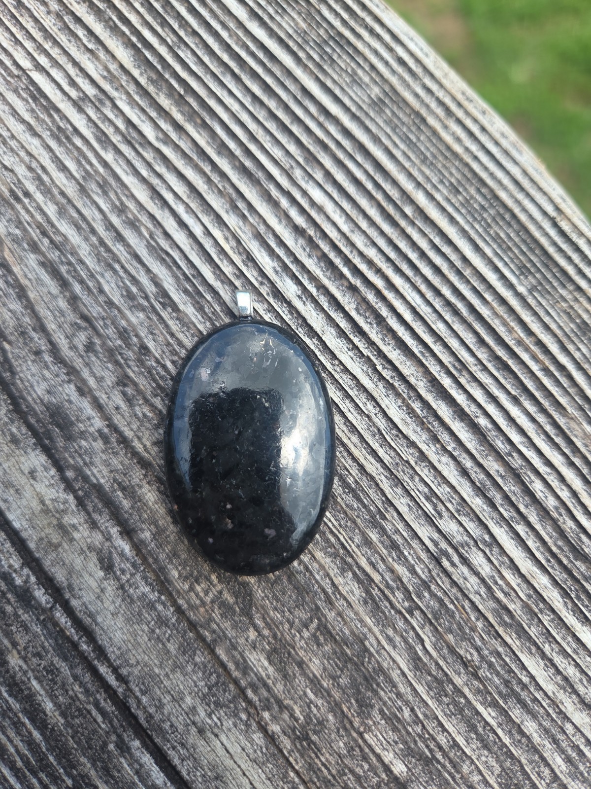 NUUMMITE Pendant P34