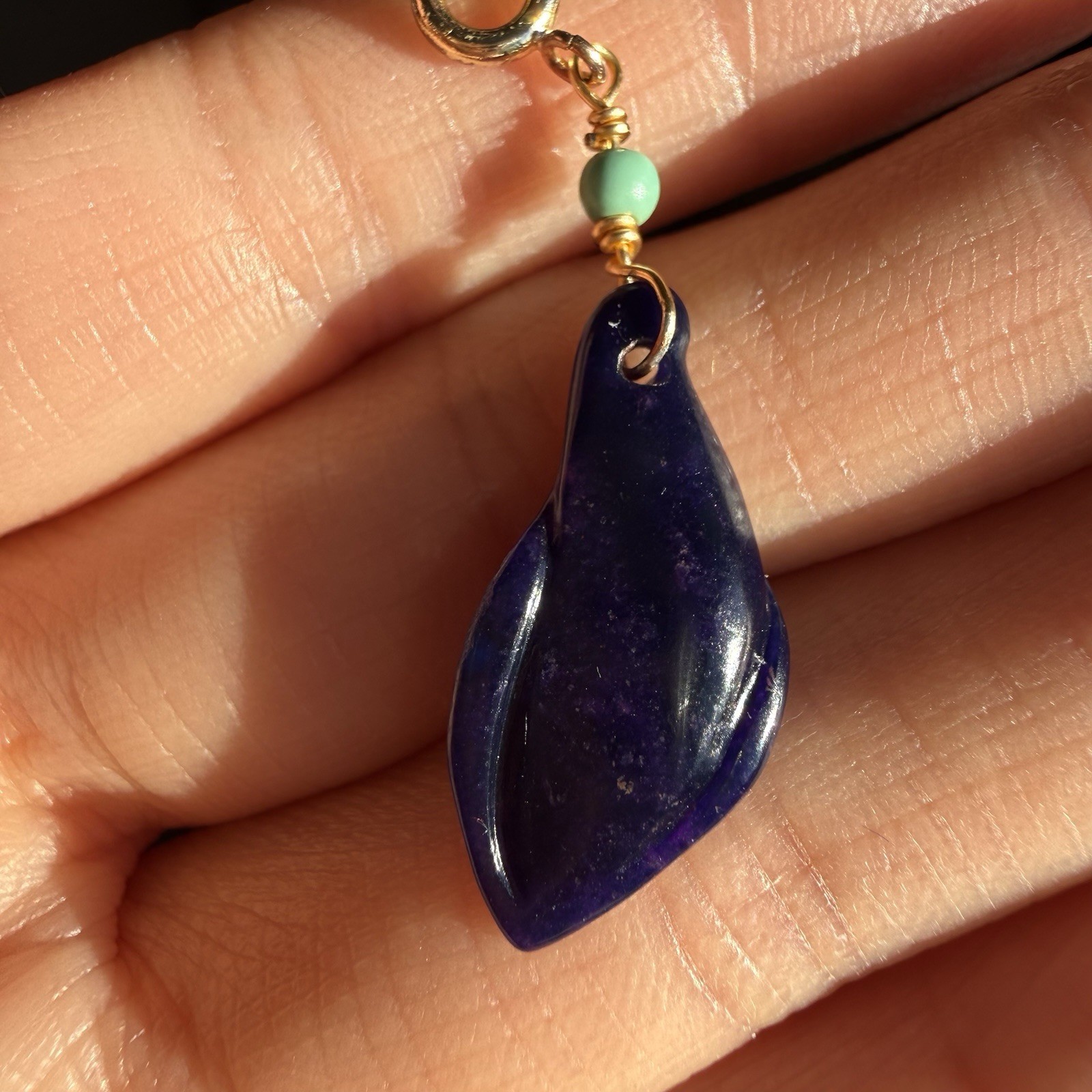 Natural Sugilite Richterite Blue Purple Calla Lily Flower Pendant Hand Carved