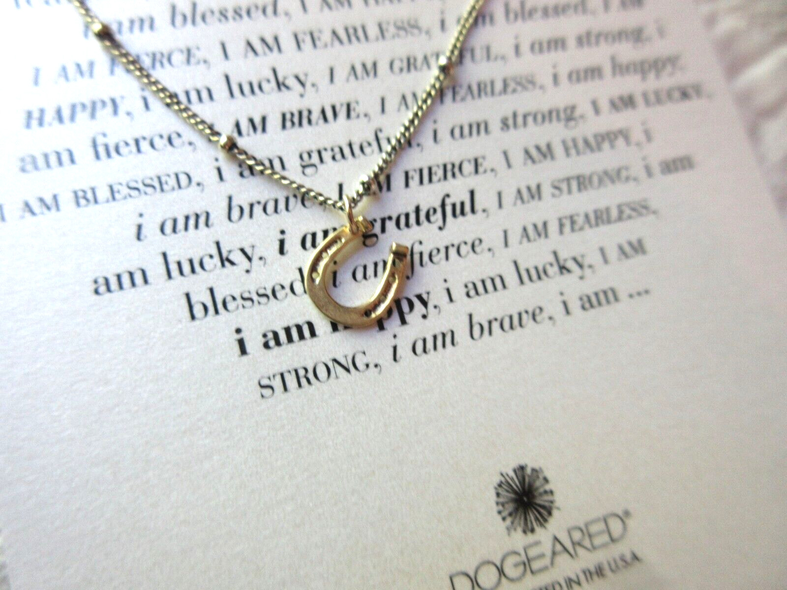 DOGEARED I AM LUCKY HORSESHOE 16″ NECKLACE HANDCRAFT USA GOLD TONE BEAD & CHAIN