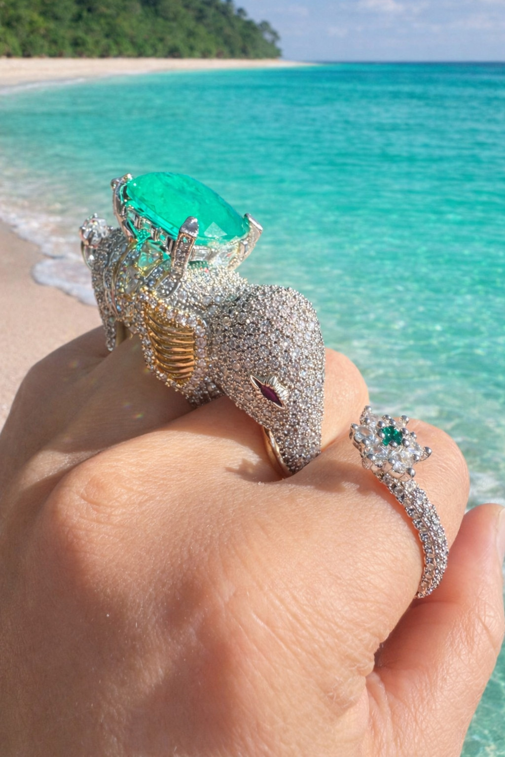 Queen Elephant 3 Finger Ring Emerald Ruby Austrian Crystals Platinum Plated Sz 8