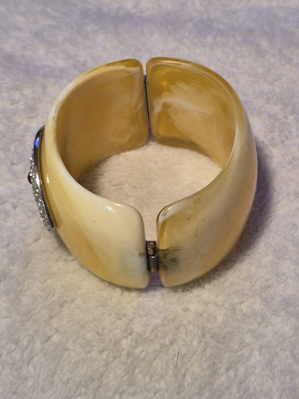 Premium Marbled Yellow Resin Rhinestone Evil Eye Clamper Bangle