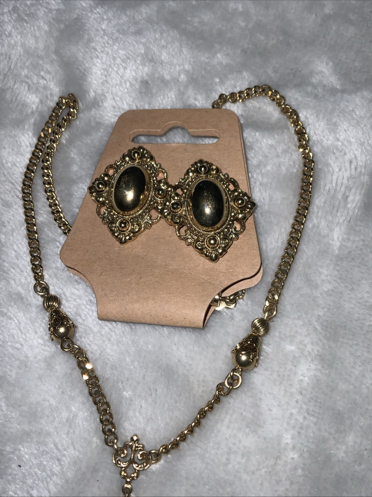1928 Brand Gold Tone Necklace And Earrings Set