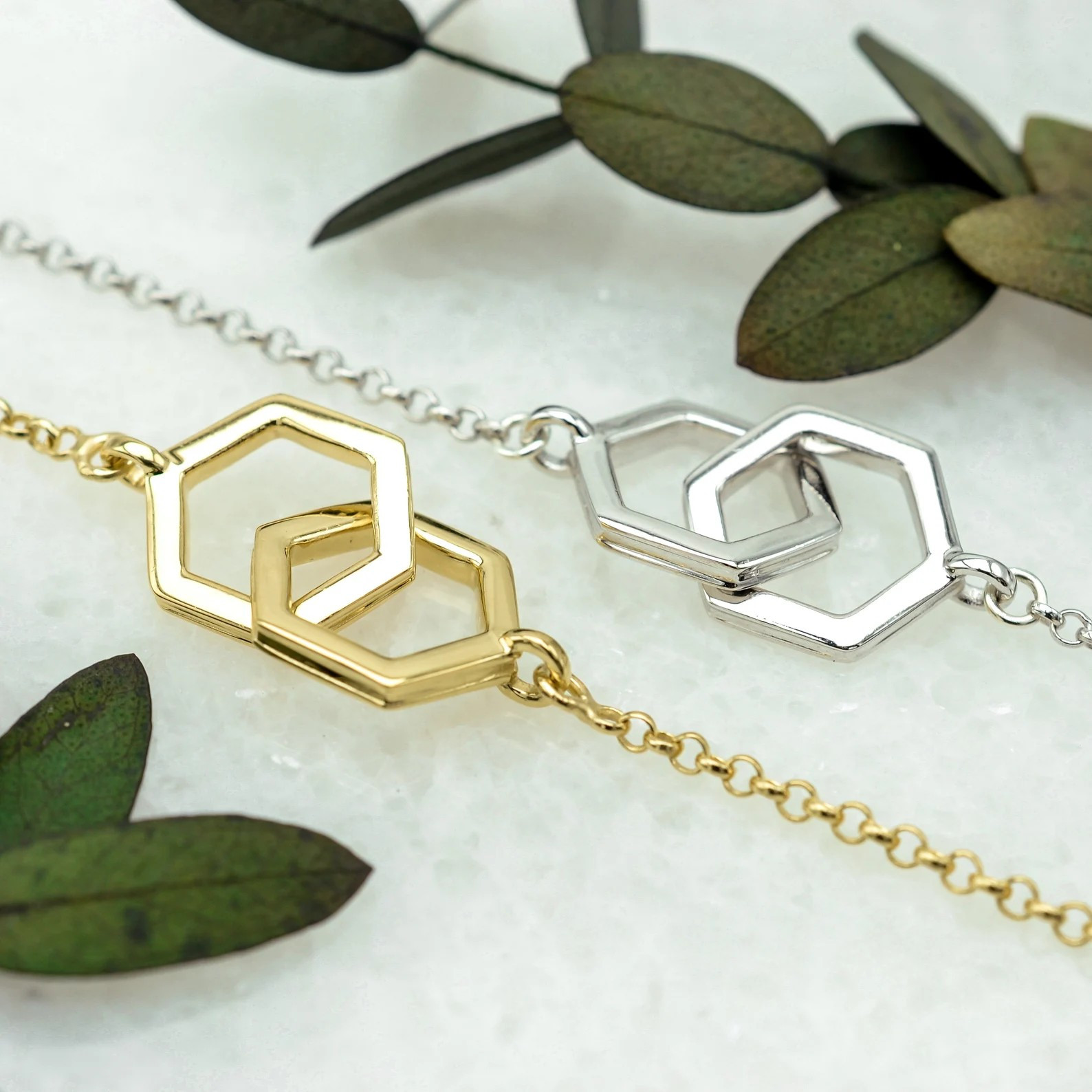 Linked Hexagon Silver Necklace – Minimalist Symbolic Jewelry Gifts