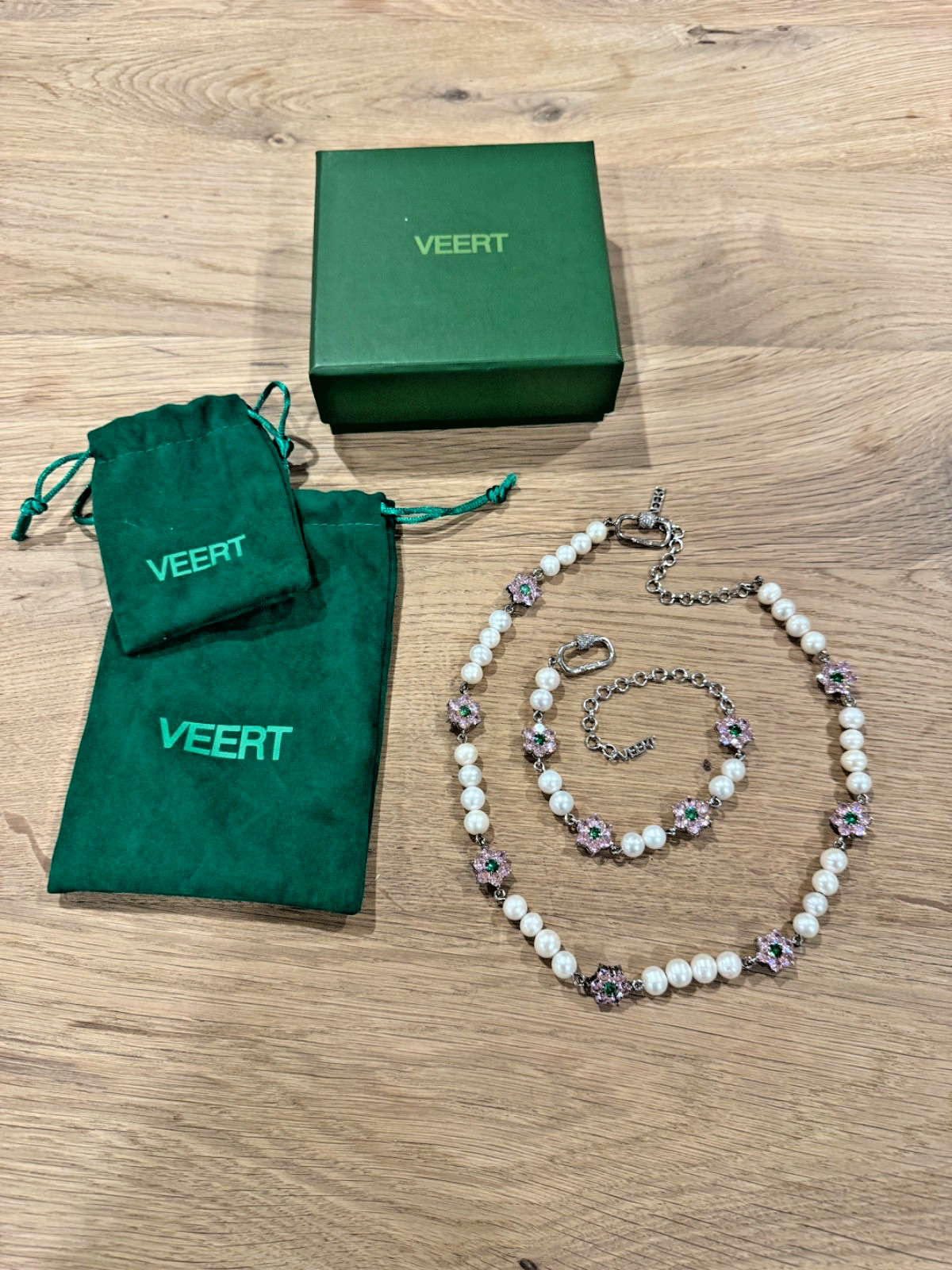 Veert Bracelet/Necklace SET 18k White Gold Vermeil 925 Silver Green/Pink Flowers