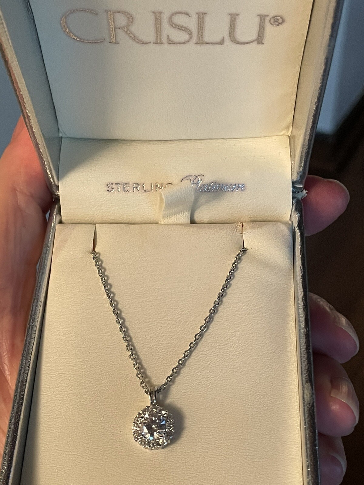 CRISLU SOLITAIRE PENDANT NECKLACE- IN BOX!