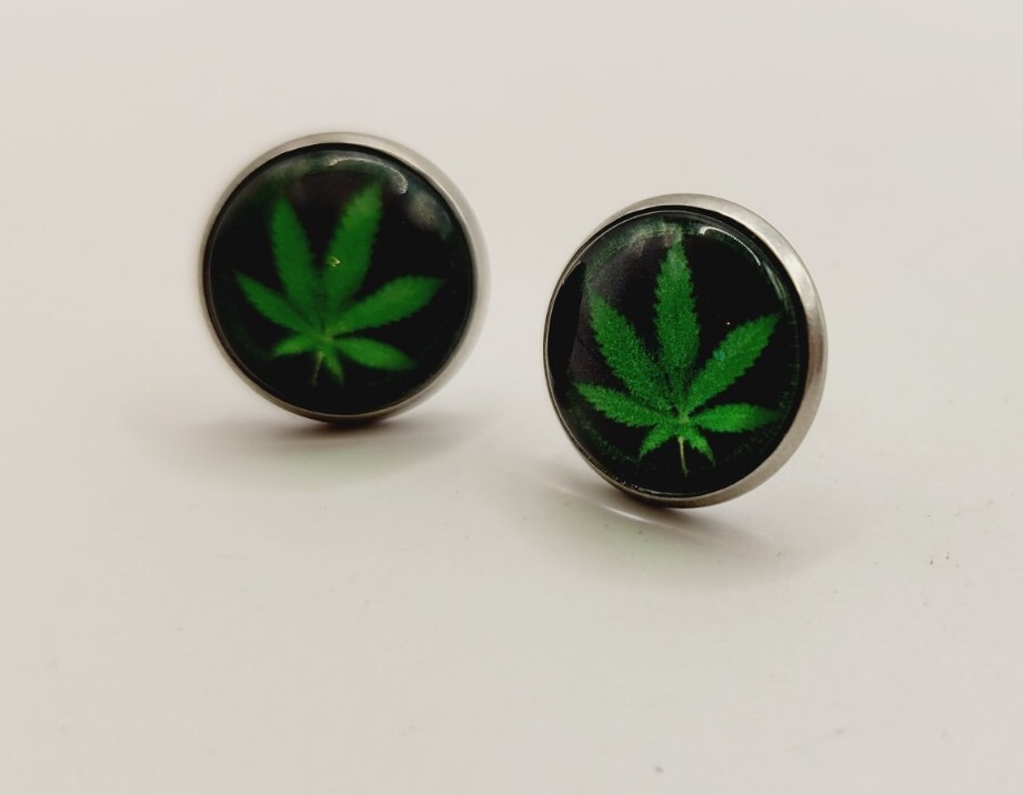 Marijuana Pot Leaf Green & Black Stud Earrings PIERCED Cannabis Leaf 14mm
