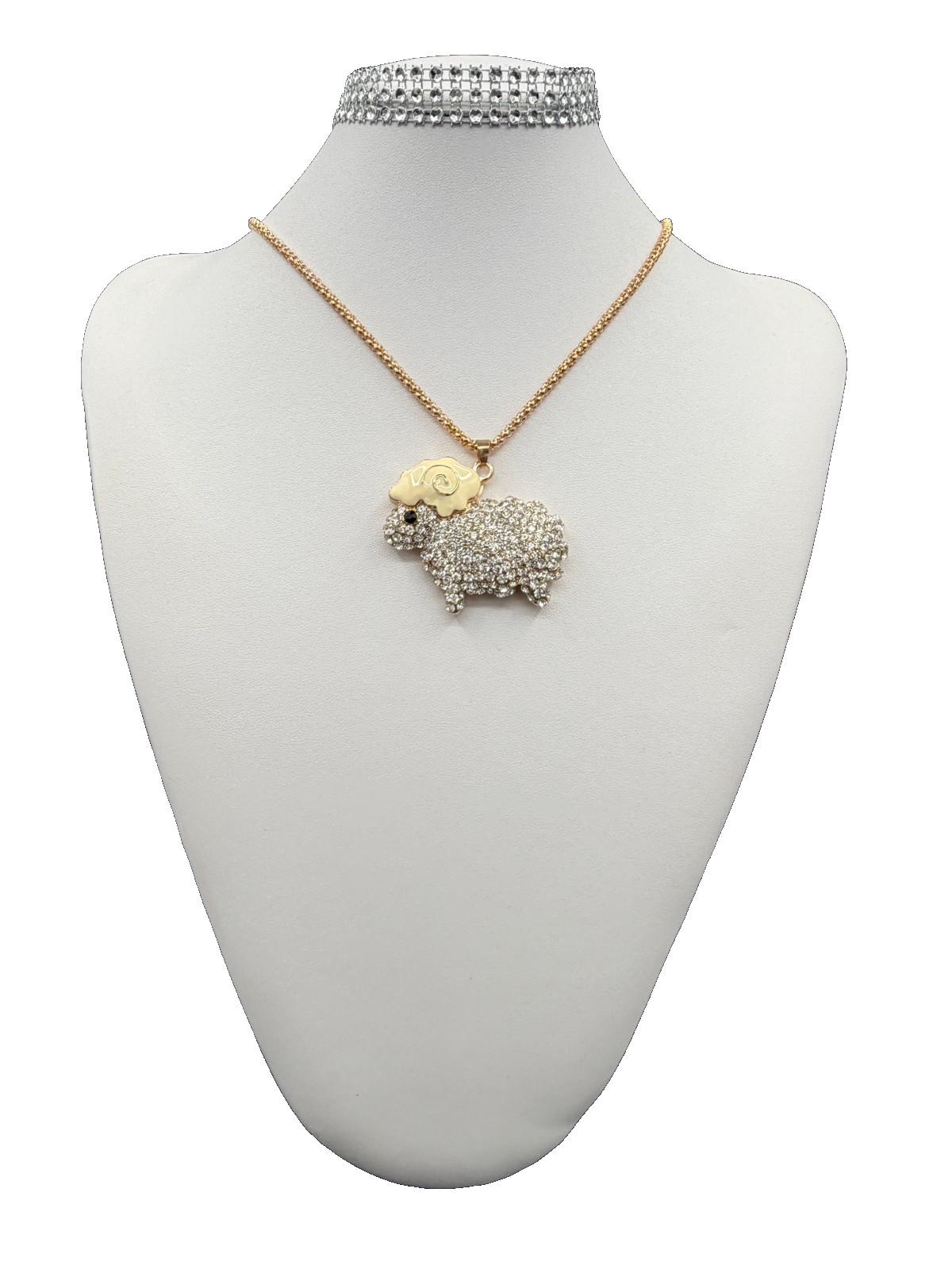 BETSEY JOHNSON BEAUTIFUL WHITE CRYSTAL & ENAMEL SHEEP PENDANT CHAIN NECKLACE